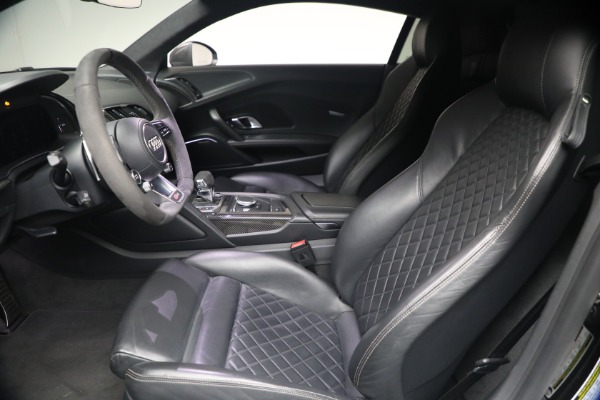 Used 2020 Audi R8 5.2 quattro V10 performance for sale $213,900 at Bentley Greenwich in Greenwich CT 06830 22