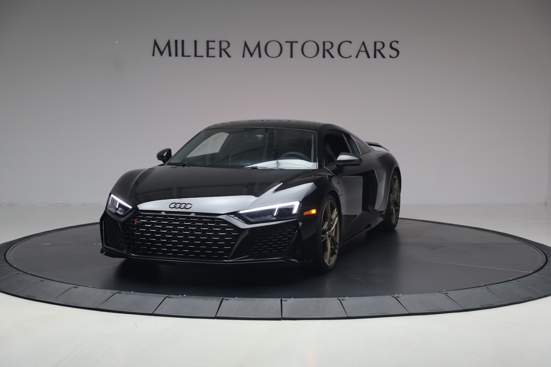 Used 2020 Audi R8 5.2 quattro V10 performance for sale $213,900 at Bentley Greenwich in Greenwich CT 06830 1