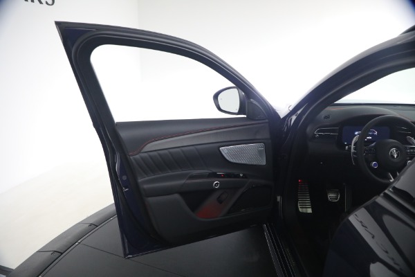 New 2026 Maserati Grecale Modena V6 for sale $100,905 at Bentley Greenwich in Greenwich CT 06830 23