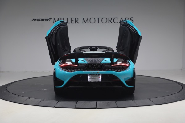 Used 2022 McLaren 765LT Spider for sale $599,900 at Bentley Greenwich in Greenwich CT 06830 17