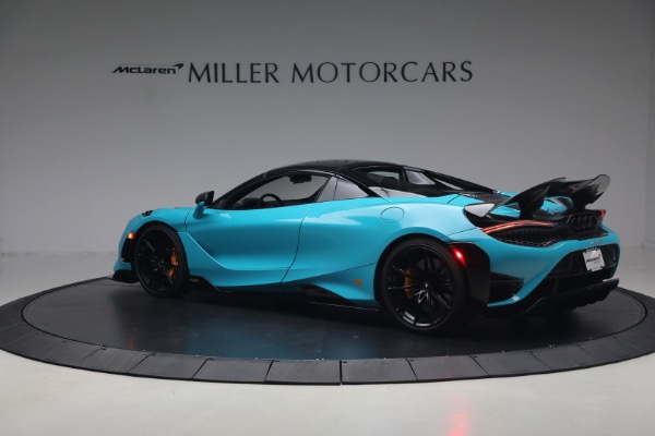 Used 2022 McLaren 765LT Spider for sale $599,900 at Bentley Greenwich in Greenwich CT 06830 24