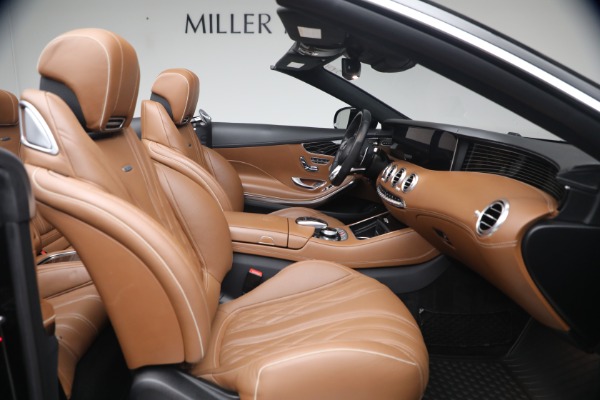 Used 2020 Mercedes-Benz S-Class AMG S 63 for sale $105,900 at Bentley Greenwich in Greenwich CT 06830 17