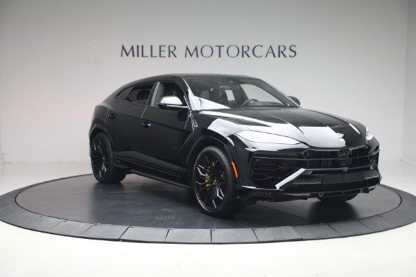 Used 2025 Lamborghini Urus SE for sale $305,900 at Bentley Greenwich in Greenwich CT 06830 11