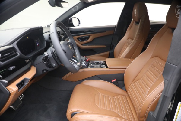 Used 2025 Lamborghini Urus SE for sale $305,900 at Bentley Greenwich in Greenwich CT 06830 13