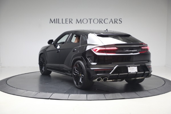 Used 2025 Lamborghini Urus SE for sale $305,900 at Bentley Greenwich in Greenwich CT 06830 5
