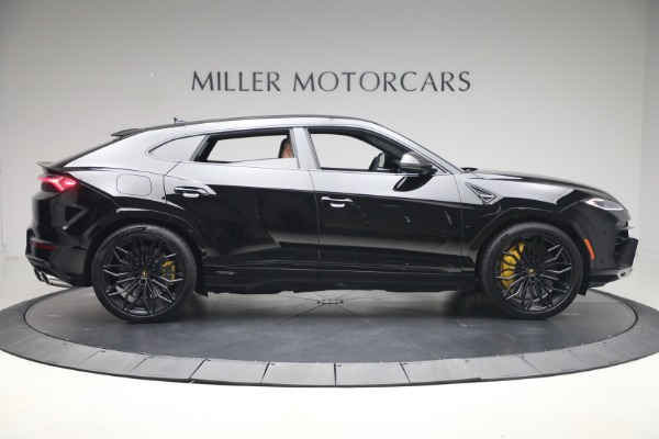Used 2025 Lamborghini Urus SE for sale $305,900 at Bentley Greenwich in Greenwich CT 06830 9