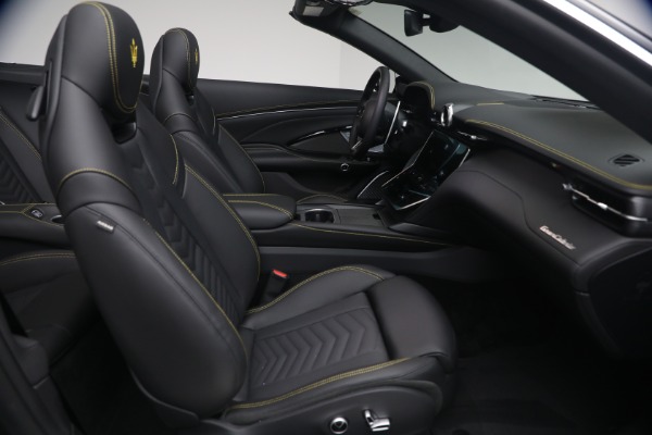 New 2026 Maserati GranCabrio for sale $173,195 at Bentley Greenwich in Greenwich CT 06830 17