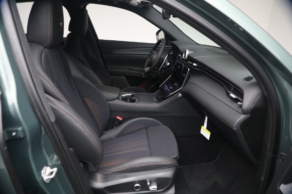 New 2026 Maserati Grecale Modena V6 for sale $96,825 at Bentley Greenwich in Greenwich CT 06830 16