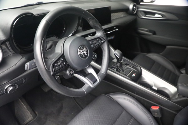 Used 2024 Alfa Romeo Tonale Hybrid Ti for sale $26,900 at Bentley Greenwich in Greenwich CT 06830 13