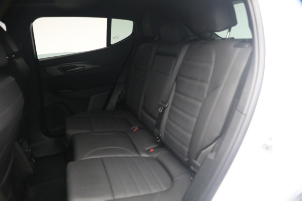 Used 2024 Alfa Romeo Tonale Hybrid Ti for sale $26,900 at Bentley Greenwich in Greenwich CT 06830 20