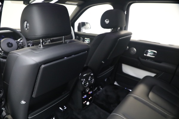New 2027 Rolls-Royce Black Badge Cullinan for sale $576,350 at Bentley Greenwich in Greenwich CT 06830 26