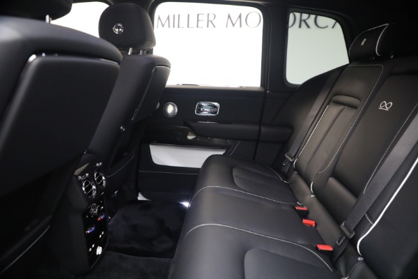 New 2027 Rolls-Royce Black Badge Cullinan for sale $576,350 at Bentley Greenwich in Greenwich CT 06830 27