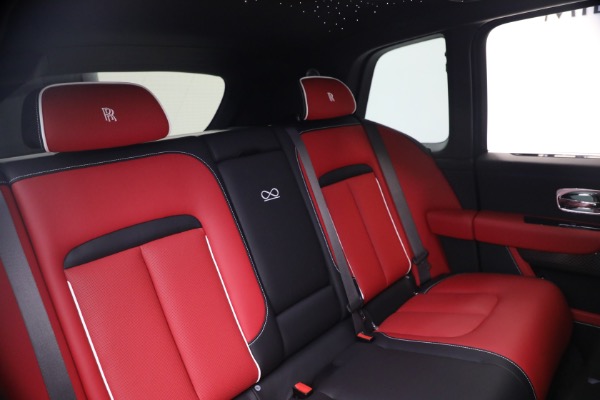 New 2027 Rolls-Royce Black Badge Cullinan for sale $588,050 at Bentley Greenwich in Greenwich CT 06830 21