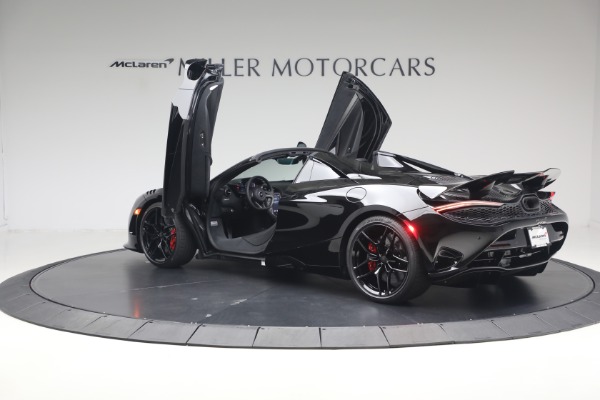 New 2027 McLaren 750S Spider Performance for sale $468,650 at Bentley Greenwich in Greenwich CT 06830 16