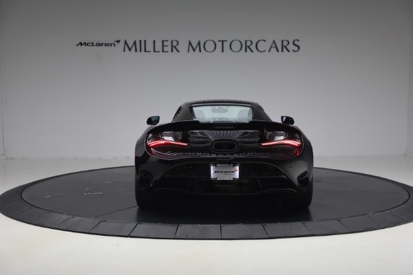 New 2027 McLaren 750S Spider Performance for sale $468,650 at Bentley Greenwich in Greenwich CT 06830 25