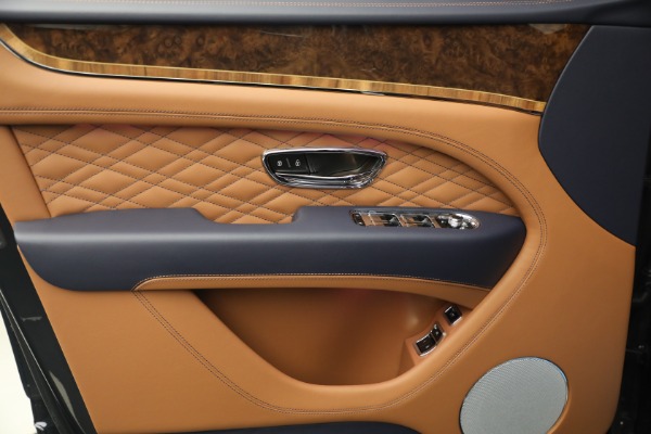 New 2026 Bentley Bentayga Azure V8 for sale $291,615 at Bentley Greenwich in Greenwich CT 06830 14