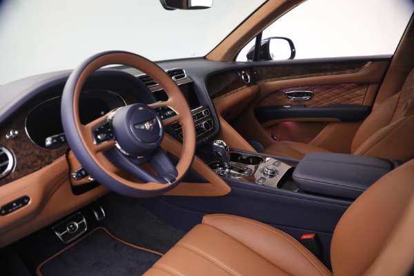 New 2026 Bentley Bentayga Azure V8 for sale $291,615 at Bentley Greenwich in Greenwich CT 06830 15