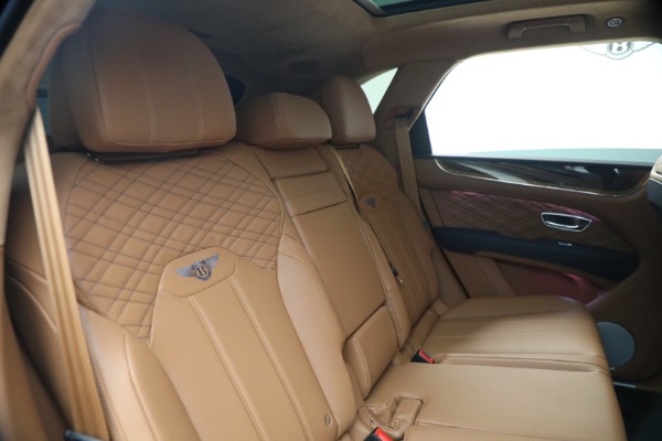 New 2026 Bentley Bentayga Azure V8 for sale $291,615 at Bentley Greenwich in Greenwich CT 06830 27