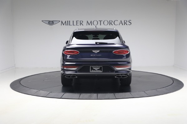 New 2026 Bentley Bentayga Azure V8 for sale $291,615 at Bentley Greenwich in Greenwich CT 06830 4