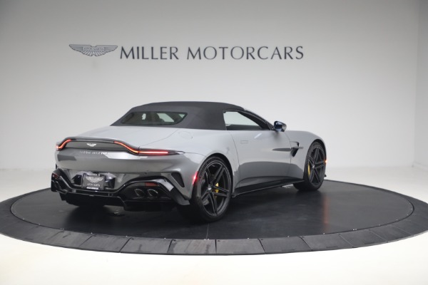New 2026 Aston Martin Vantage Roadster for sale $263,400 at Bentley Greenwich in Greenwich CT 06830 19