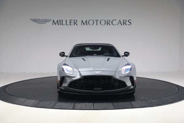 New 2026 Aston Martin Vantage Roadster for sale $263,400 at Bentley Greenwich in Greenwich CT 06830 24