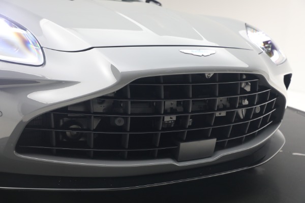 New 2026 Aston Martin Vantage Roadster for sale $263,400 at Bentley Greenwich in Greenwich CT 06830 26