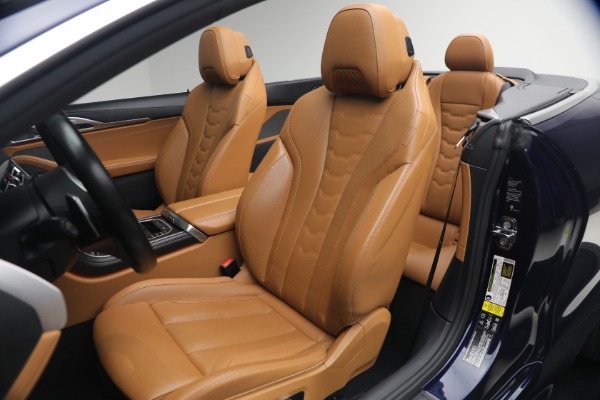 Used 2022 BMW 8 Series M850i xDrive for sale $64,900 at Bentley Greenwich in Greenwich CT 06830 14