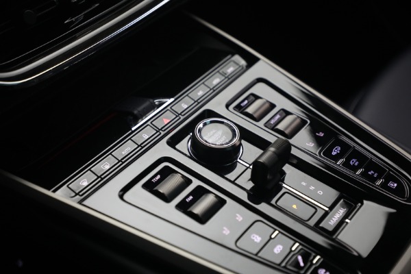 Used 2025 Aston Martin DBX 707 for sale $206,900 at Bentley Greenwich in Greenwich CT 06830 27