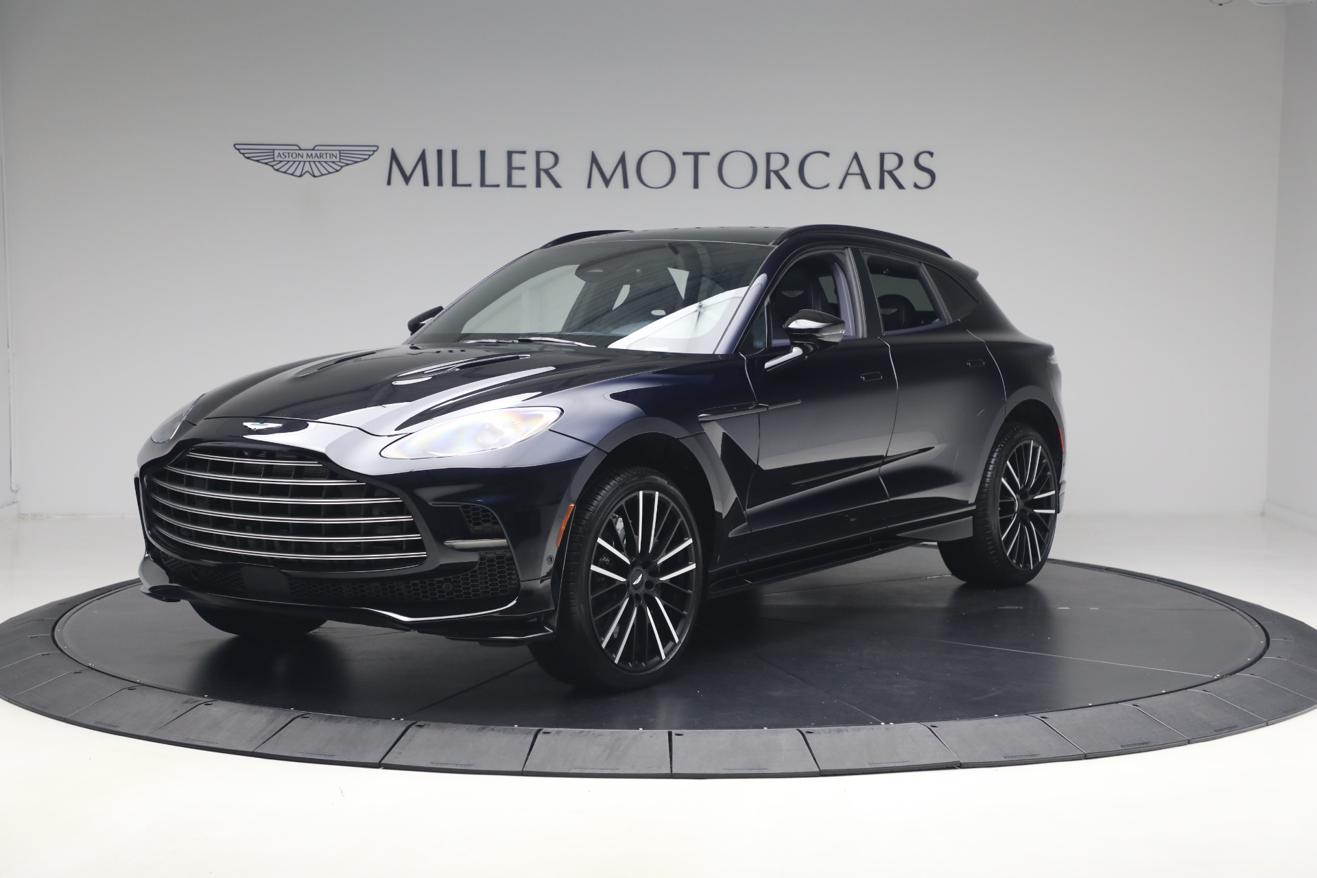 Used 2025 Aston Martin DBX 707 for sale $206,900 at Bentley Greenwich in Greenwich CT 06830 1
