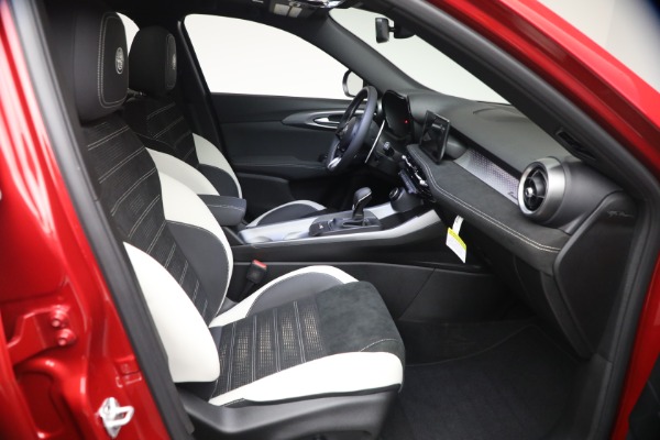 New 2026 Alfa Romeo Tonale Sport Speciale for sale $49,135 at Bentley Greenwich in Greenwich CT 06830 14
