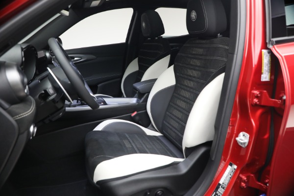 New 2026 Alfa Romeo Tonale Sport Speciale for sale $49,135 at Bentley Greenwich in Greenwich CT 06830 15