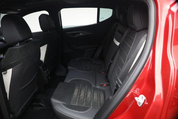 New 2026 Alfa Romeo Tonale Sport Speciale for sale $49,135 at Bentley Greenwich in Greenwich CT 06830 17