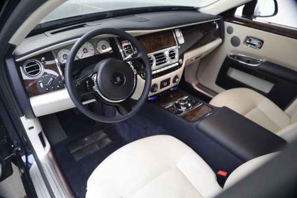 Used 2014 Rolls-Royce Ghost for sale $139,900 at Bentley Greenwich in Greenwich CT 06830 23