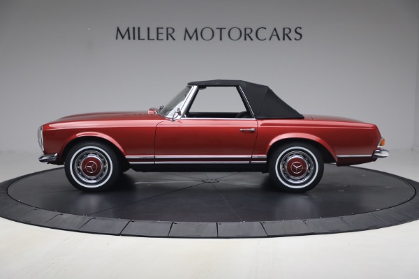 Used 1968 Mercedes-Benz 280SL for sale $229,900 at Bentley Greenwich in Greenwich CT 06830 24