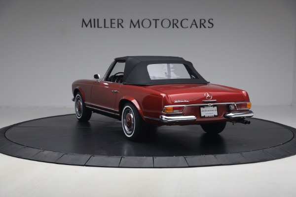 Used 1968 Mercedes-Benz 280SL for sale $229,900 at Bentley Greenwich in Greenwich CT 06830 26