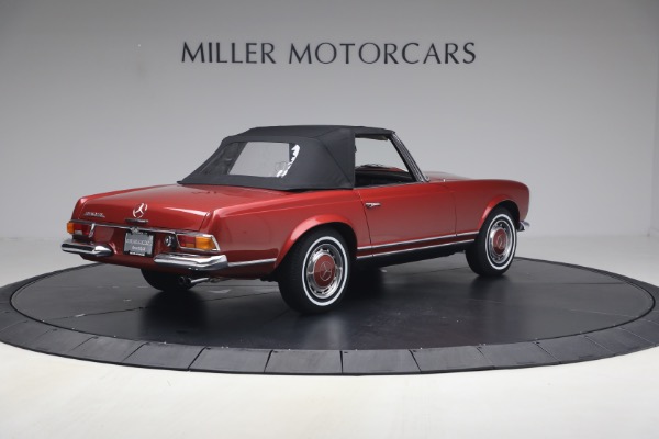 Used 1968 Mercedes-Benz 280SL for sale $229,900 at Bentley Greenwich in Greenwich CT 06830 28