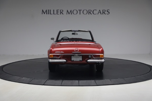 Used 1968 Mercedes-Benz 280SL for sale $229,900 at Bentley Greenwich in Greenwich CT 06830 6