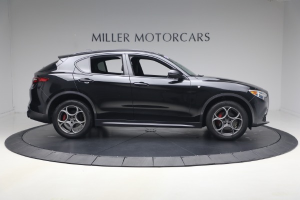 Used 2022 Alfa Romeo Stelvio TI for sale $27,900 at Bentley Greenwich in Greenwich CT 06830 10