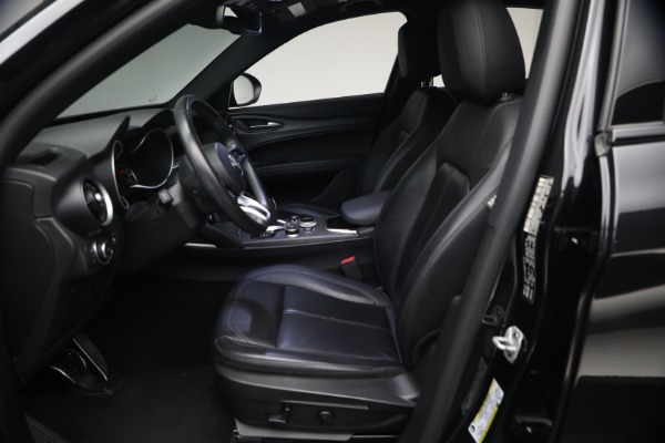Used 2022 Alfa Romeo Stelvio TI for sale $27,900 at Bentley Greenwich in Greenwich CT 06830 14
