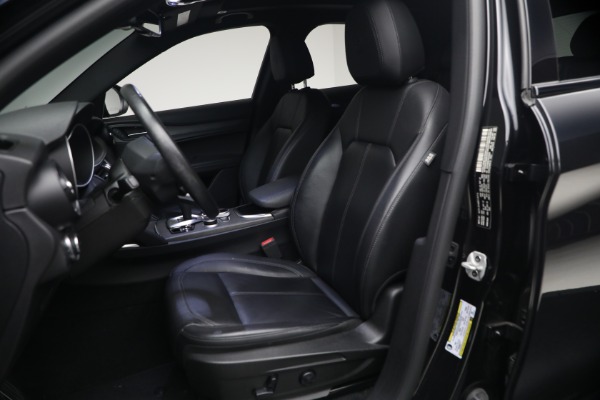 Used 2022 Alfa Romeo Stelvio TI for sale $27,900 at Bentley Greenwich in Greenwich CT 06830 15