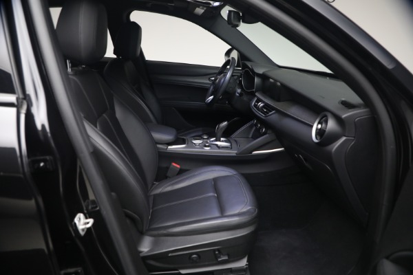 Used 2022 Alfa Romeo Stelvio TI for sale $27,900 at Bentley Greenwich in Greenwich CT 06830 16