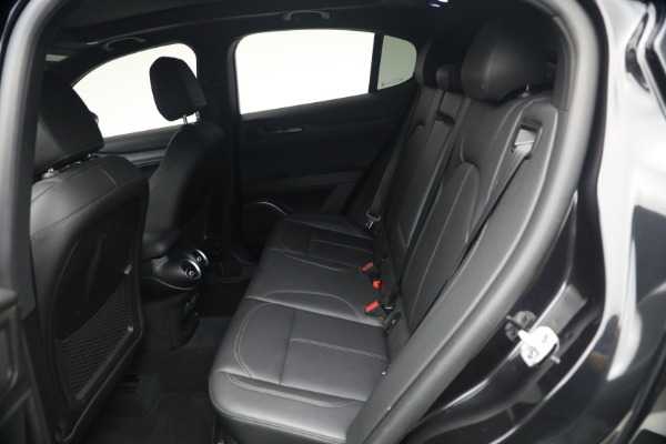 Used 2022 Alfa Romeo Stelvio TI for sale $27,900 at Bentley Greenwich in Greenwich CT 06830 18
