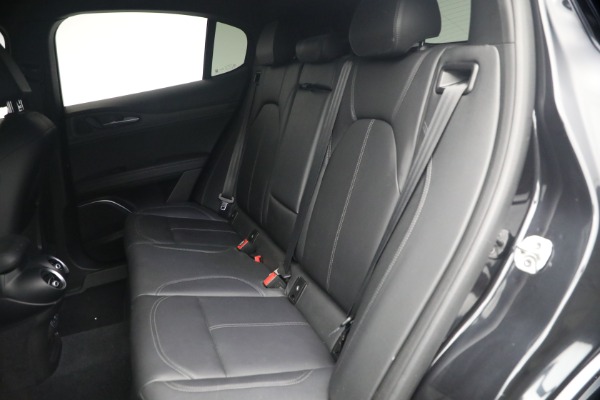 Used 2022 Alfa Romeo Stelvio TI for sale $27,900 at Bentley Greenwich in Greenwich CT 06830 19