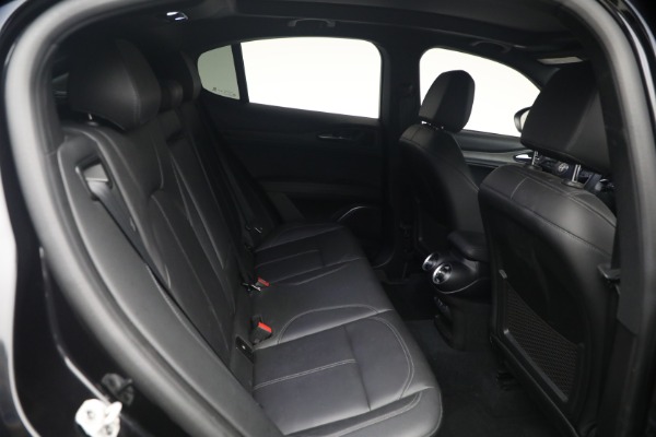 Used 2022 Alfa Romeo Stelvio TI for sale $27,900 at Bentley Greenwich in Greenwich CT 06830 20