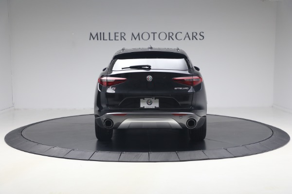 Used 2022 Alfa Romeo Stelvio TI for sale $27,900 at Bentley Greenwich in Greenwich CT 06830 6