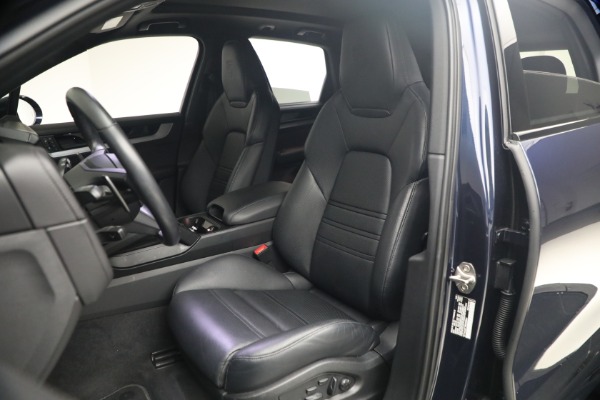 Used 2024 Porsche Cayenne S for sale $79,900 at Bentley Greenwich in Greenwich CT 06830 13
