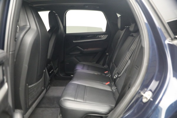 Used 2024 Porsche Cayenne S for sale $79,900 at Bentley Greenwich in Greenwich CT 06830 15