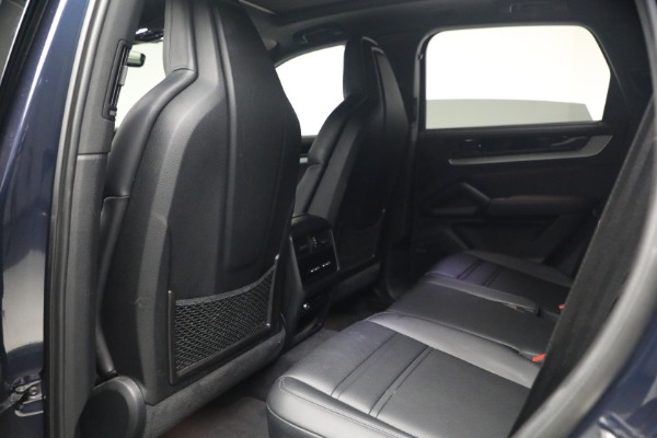 Used 2024 Porsche Cayenne S for sale $79,900 at Bentley Greenwich in Greenwich CT 06830 17