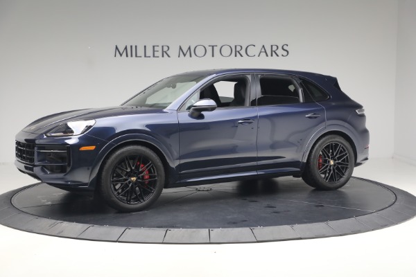 Used 2024 Porsche Cayenne S for sale $79,900 at Bentley Greenwich in Greenwich CT 06830 2