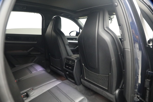 Used 2024 Porsche Cayenne S for sale $79,900 at Bentley Greenwich in Greenwich CT 06830 23